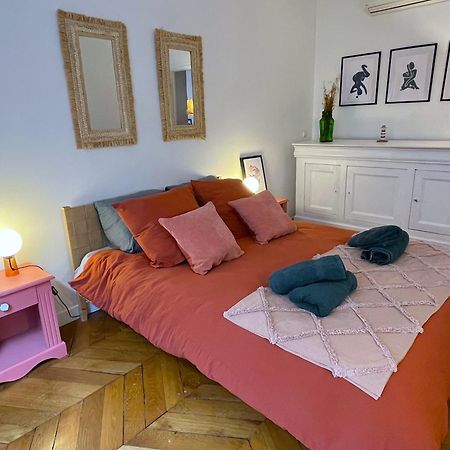 Lovely Haussmannian Flat In Montparnasse Paris Exteriör bild