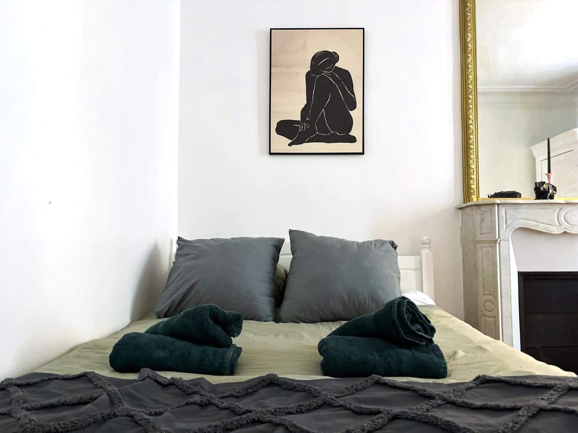 Lovely Haussmannian Flat In Montparnasse Paris Exteriör bild